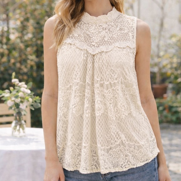 Jolt Tops - Sleeveless High-Neck Top Ivory | Romantic Vintage Style | M